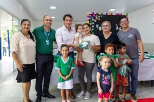 Entrega Simbólica de Kits de Materiais Escolares Marca o Início do Ano Letivo em Naviraí